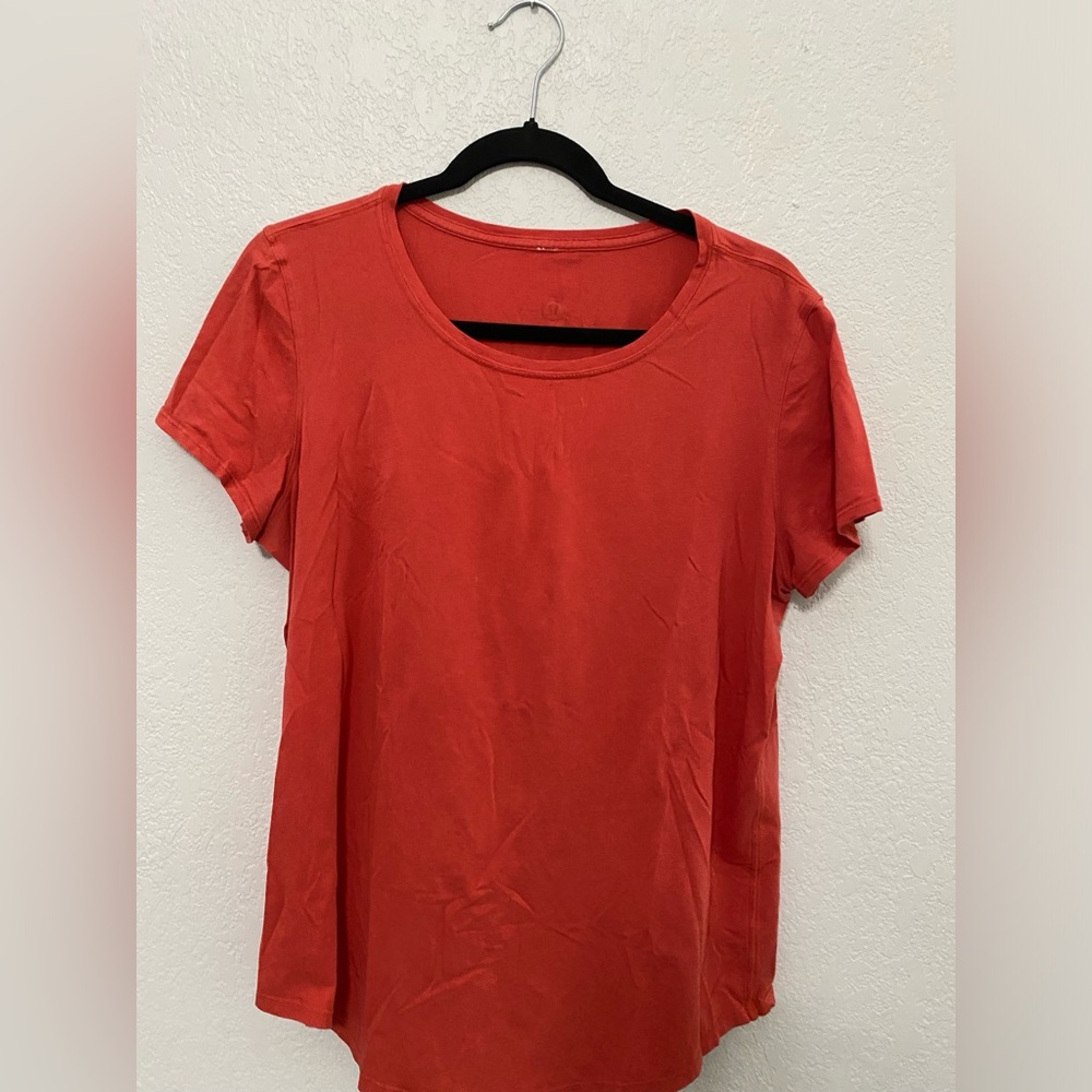 lululemon athletica Red Short Sleeve Tee